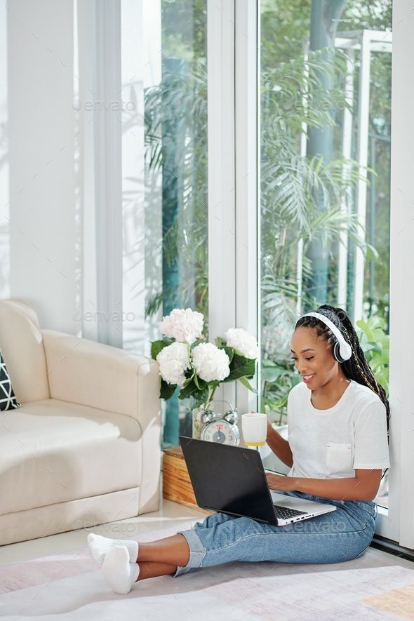 Professional using Carevo
